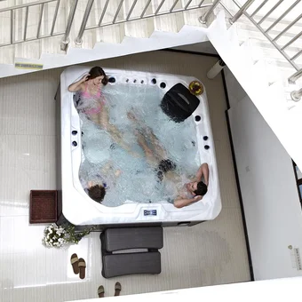 Laminatova virivka Platinum Spas